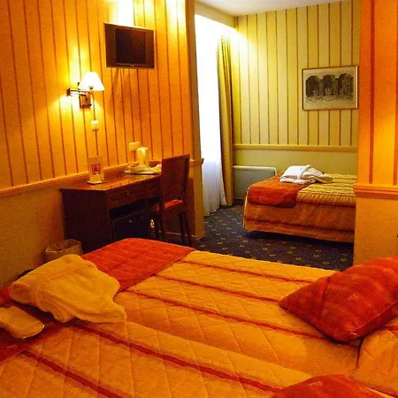 Poussin Hotell Paris