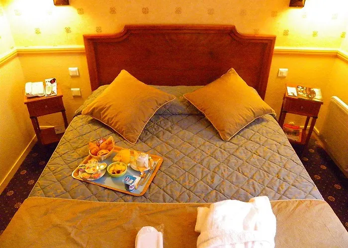 Poussin Hotel Paříž