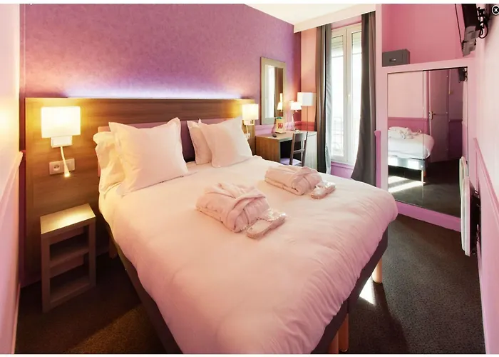Poussin Hotel 3*