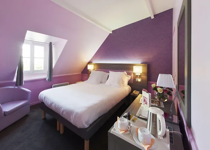 Poussin Hotel Paříž