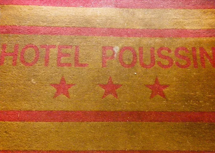 Poussin Hotel 3*
