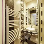 Poussin Hotel 3*